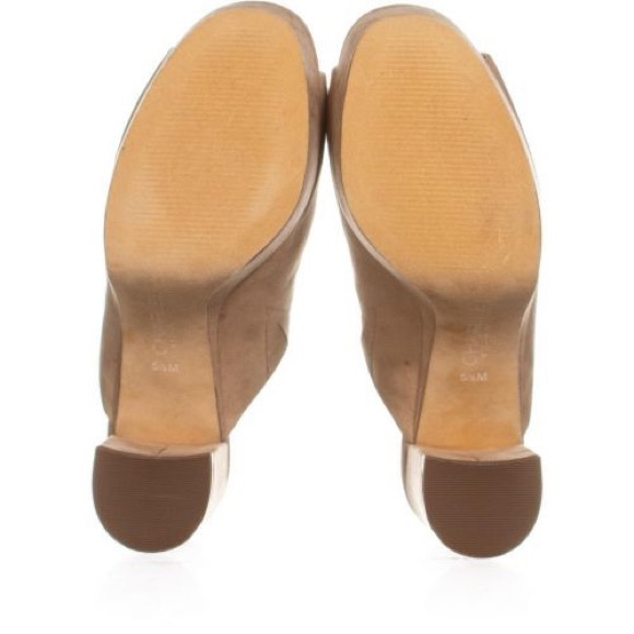 Charles David Miley Slides Mule Sandals - Picture 5 of 6